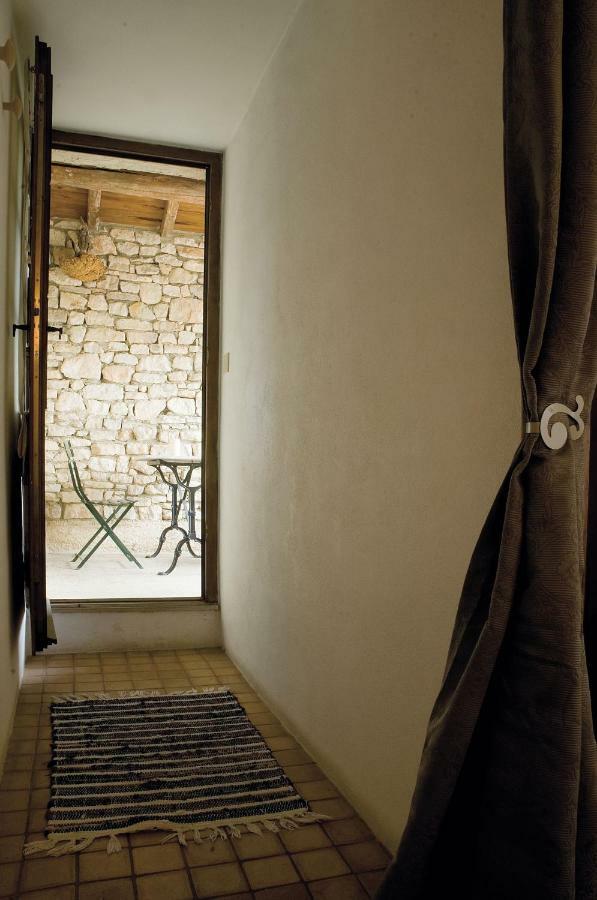 Maison De Dame Tartine Issirac Exteriér fotografie